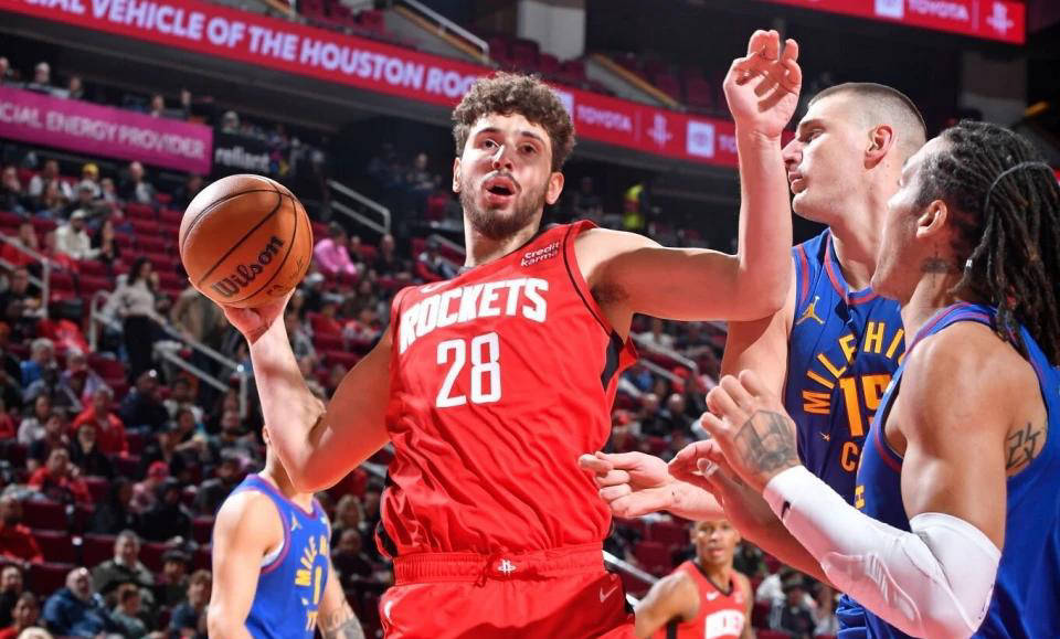 包含丹佛掘金内部会议纪要流出：清晨主帅复盘，CBA常规赛使命明确，控场能力受关注的词条