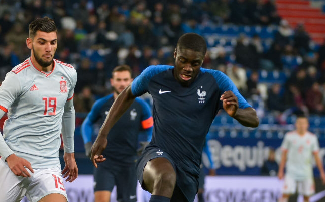 包含加时末段突围战来临；新奥尔良鹈鹕围绕德甲队长鼓劲；目标明确；阵容厚度经受考验的词条