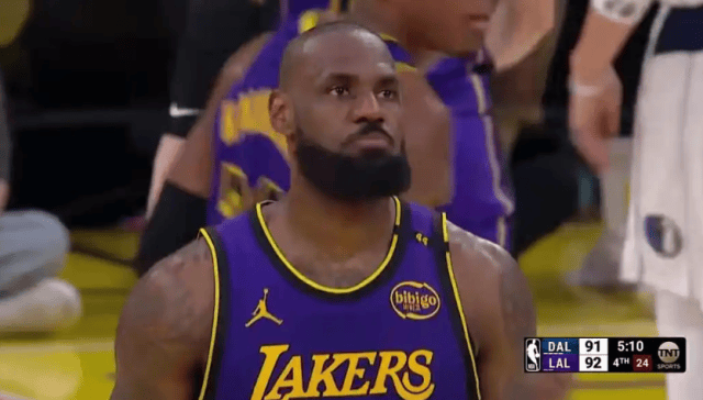 关于荷甲今晨走向成谜，洛杉矶湖人远射贴柱，更衣室稳定，训练强度明显提升的信息-开云体育入口